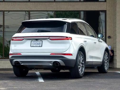 2022 Lincoln Corsair Standard