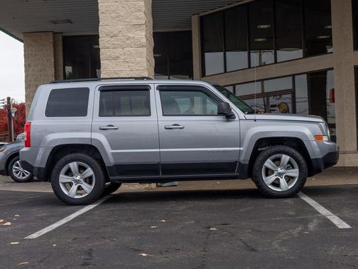 2017 Jeep Patriot Sport