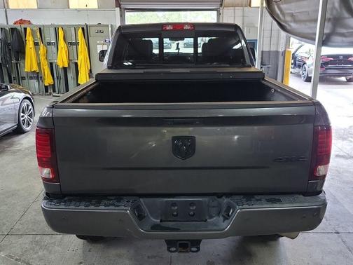2018 RAM 2500 Laramie Crew Cab 4x4 6'4' Box