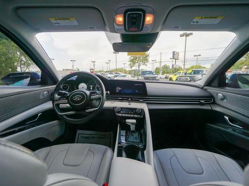 2023 Hyundai ELANTRA HEV Limited