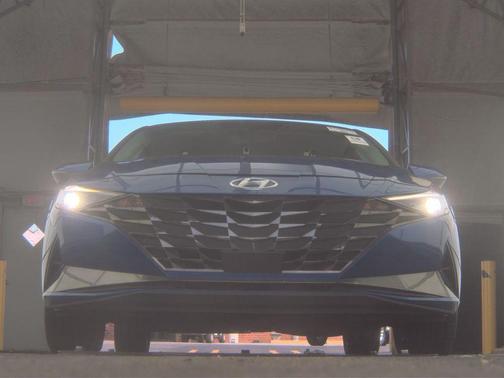 2023 Hyundai ELANTRA HEV Limited