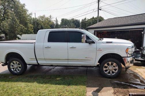 2019 RAM 2500 Limited Mega Cab 4x4 6'4' Box