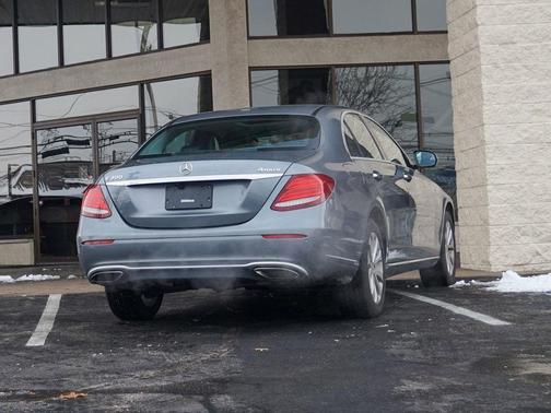 2017 Mercedes-Benz E-Class 4MATIC