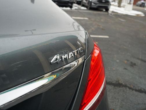 2017 Mercedes-Benz E-Class 4MATIC