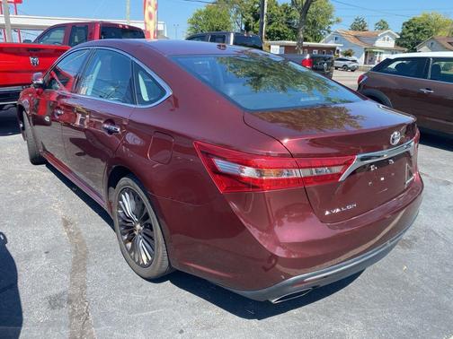 2017 Toyota Avalon Touring