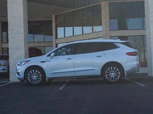 2018 Buick Enclave Premium