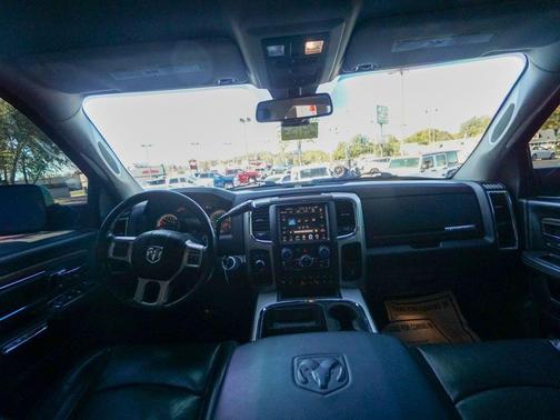 2016 RAM 3500 Laramie