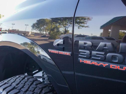 2016 RAM 3500 Laramie