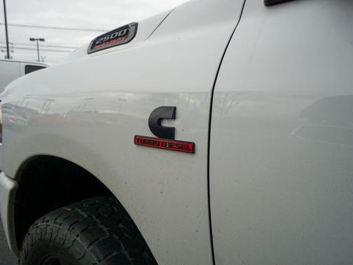 2022 RAM 2500 Big Horn Mega Cab 4x4 6'4'' Box