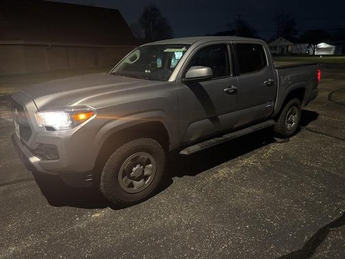 2019 Toyota Tacoma SR