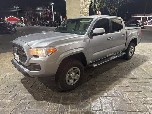2019 Toyota Tacoma SR