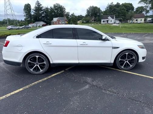 2015 Ford Taurus Limited