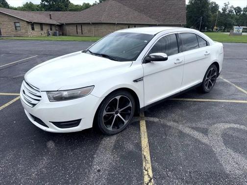2015 Ford Taurus Limited