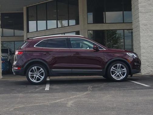 Red 2017 Lincoln MKC Reserve