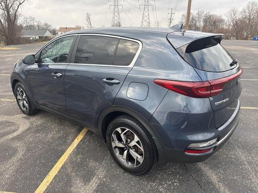 2022 Kia Sportage LX