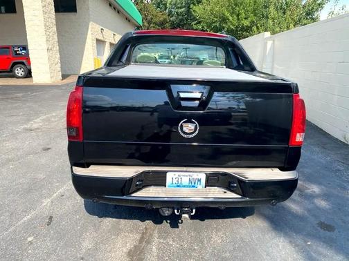 2004 Cadillac Escalade EXT Base