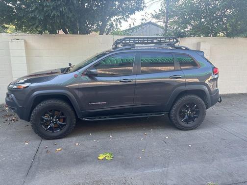 2017 Jeep Cherokee Trailhawk