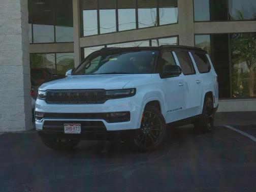 White/off-white 2024 Jeep Grand Wagoneer L Series II 4x4