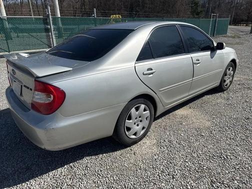 2002 Toyota Camry LE