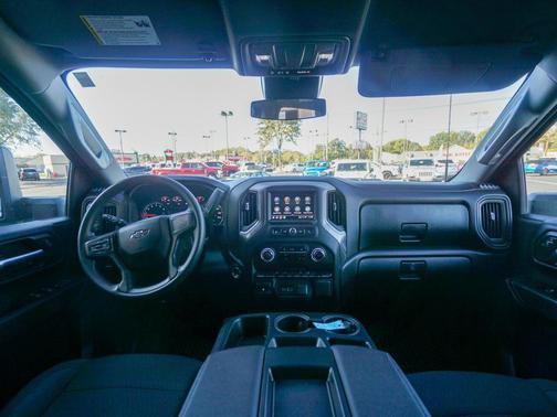 2025 Chevrolet Silverado 2500 Custom