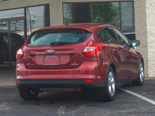 Ruby Red Metallic Tinted Clearcoat 2013 Ford Focus SE