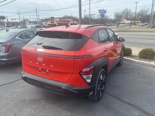 2024 Hyundai KONA SEL