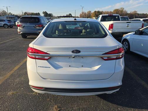2018 Ford Fusion S