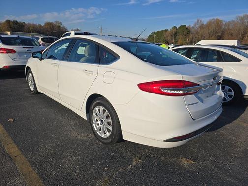 2018 Ford Fusion S