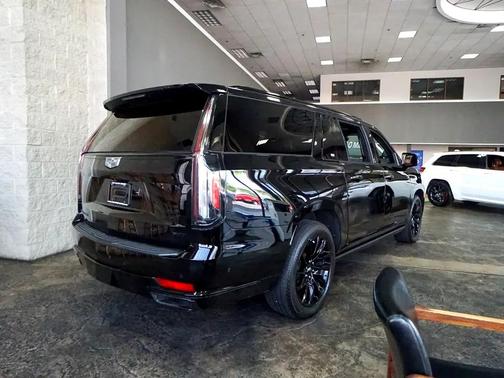 2021 Cadillac Escalade ESV Sport