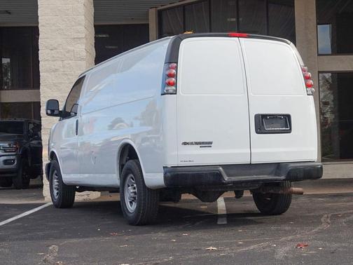 2015 Chevrolet Express 2500 Work Van