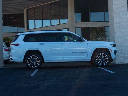 2023 Jeep Grand Cherokee L Overland