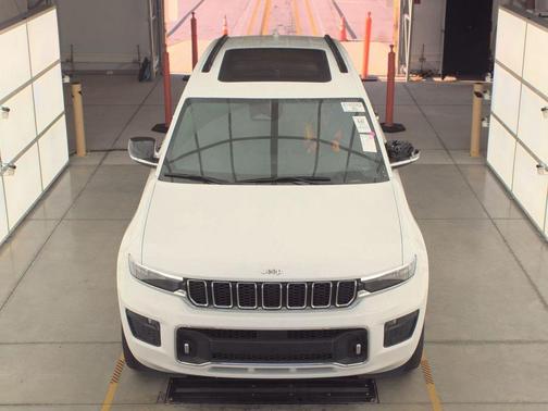 2023 Jeep Grand Cherokee L Overland