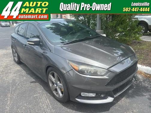 Gray 2015 Ford Focus ST