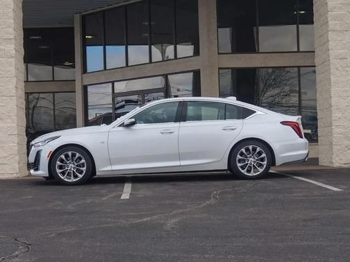 2022 Cadillac CT5 Premium Luxury