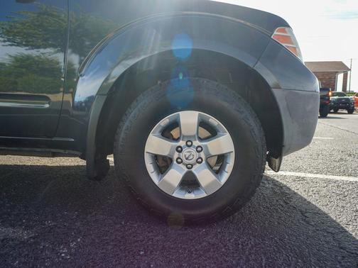 2012 Nissan Frontier SV