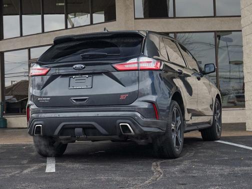 2020 Ford Edge ST