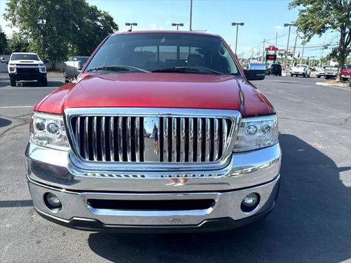 2007 Lincoln Mark LT Base