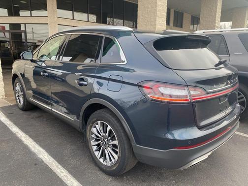 2023 Lincoln Nautilus Standard