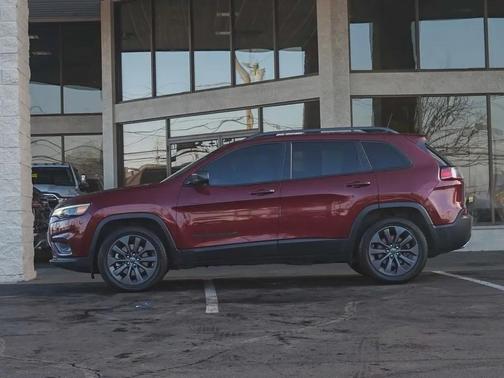 2021 Jeep Cherokee Latitude Lux