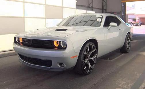 Silver 2019 Dodge Challenger SXT