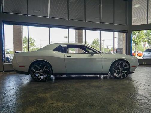 Silver 2019 Dodge Challenger SXT