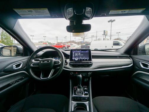 2023 Jeep Compass Sport