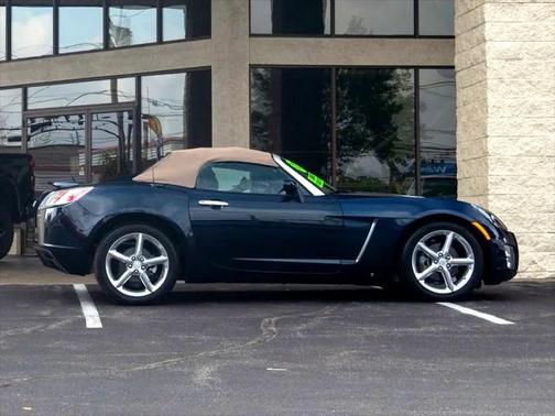 2007 Saturn Sky Red Line