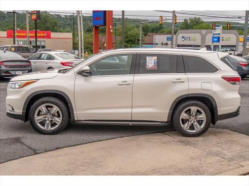 2014 Toyota Highlander Limited Platinum
