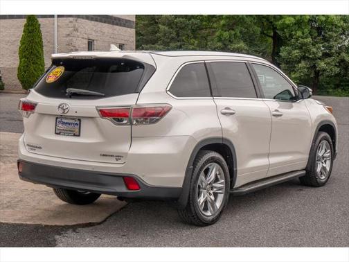 2014 Toyota Highlander Limited Platinum