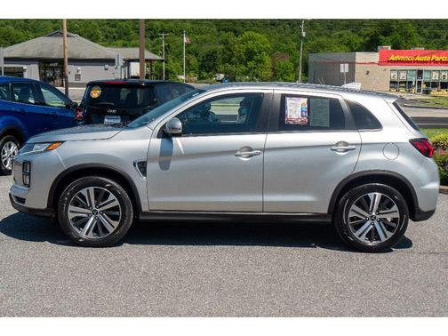 Alloy Silver Metallic 2025 Mitsubishi Outlander Sport SE