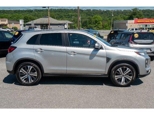 Alloy Silver Metallic 2025 Mitsubishi Outlander Sport SE