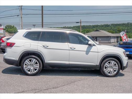 2018 Volkswagen Atlas 3.6L SEL Premium