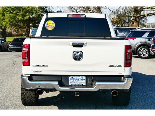 Ivory White Tri-Coat Pearlcoat 2019 RAM 1500 Laramie