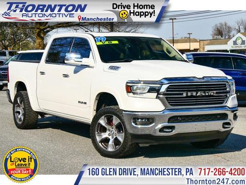 Ivory White Tri-Coat Pearlcoat 2019 RAM 1500 Laramie
